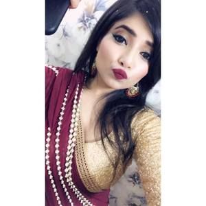 Meet your Posher, Divya